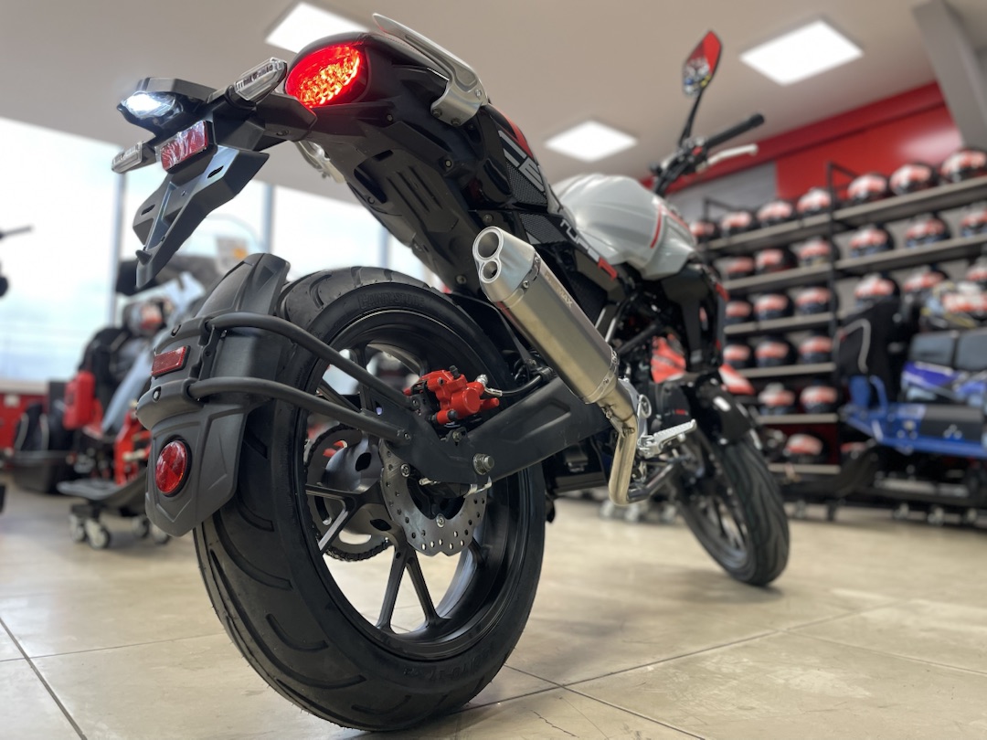 Мопед PROMAX CB150R (49) в Новосибирске