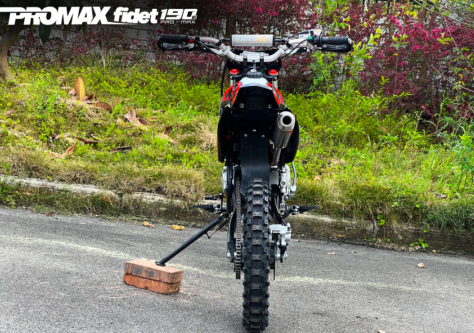 Мотоцикл (питбайк) PROMAX FIDET (ФАЙДЕТ) 190E MAX PRO LUX 19/16 в Новосибирске