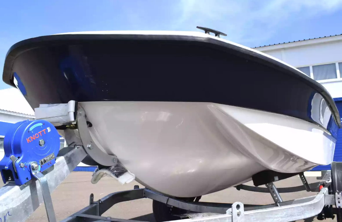 Стеклопластиковая лодка Wyatboat 430 тримаран в Новосибирске