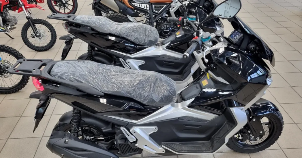 МаксиСкутер PROMAX ADV 200(49) (REPLICA HONDA) в Новосибирске