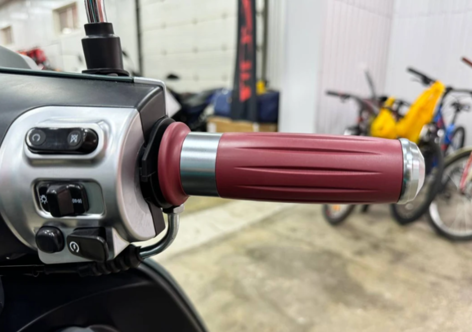 Скутер PROMAX Miami 240 (49) в Новосибирске