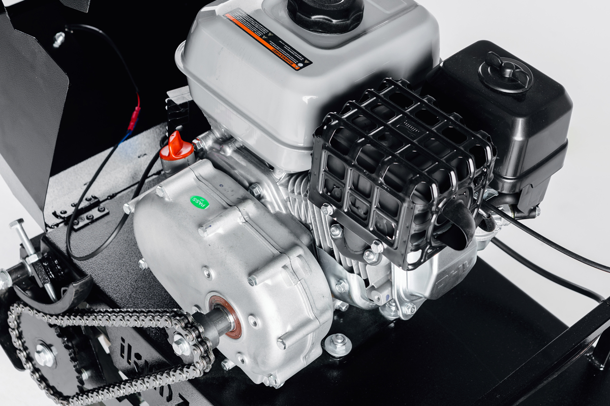 МОТОБУКСИРОВЩИК IKUDZO 1100/380 К7 в Новосибирске