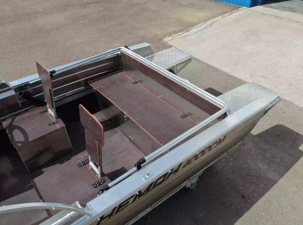 Алюминиевая лодка  Неман-400 DCM NEW в Новосибирске