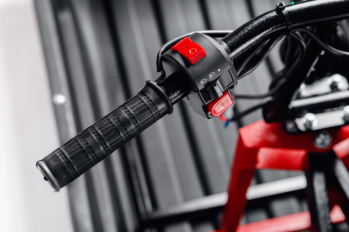 Модуль толкач IKUDZO TERRAIN с подогревом ручек в Новосибирске