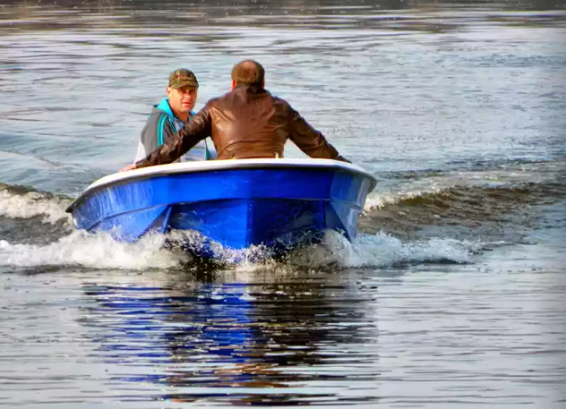 Стеклопластиковая лодка Wyatboat 430 тримаран в Новосибирске