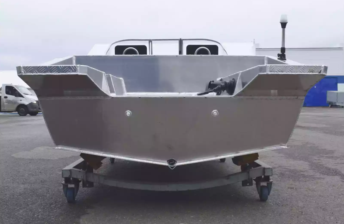 Алюминиевая лодка  Neman-400 PRO в Новосибирске