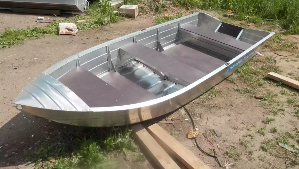 Алюминиевая лодка Вятка-Профи 32 в Новосибирске