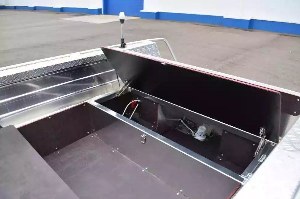 Алюминиевая лодка Wyatboat-390 DCM Увеличенный борт в Новосибирске