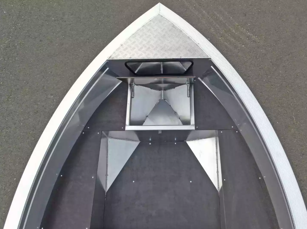 Алюминиевая лодка  Неман-420 в Новосибирске