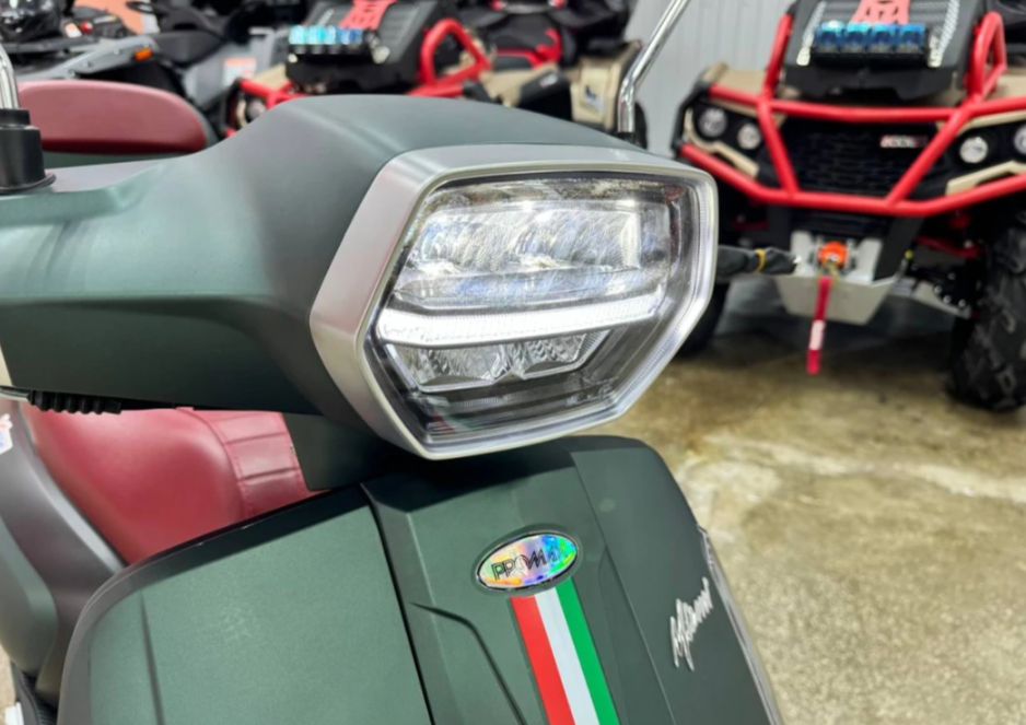 Скутер PROMAX Miami 240 (49) в Новосибирске