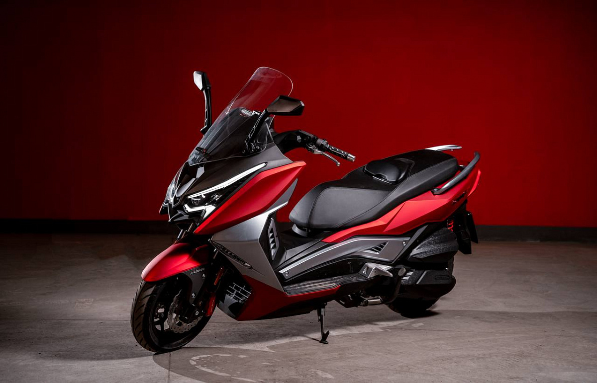 МАКСИСКУТЕР ARIIC 318 в Новосибирске