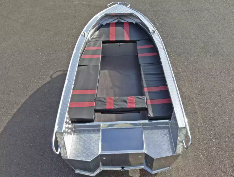 Алюминиевая лодка Wyatboat-390РМ увеличенный борт в Новосибирске
