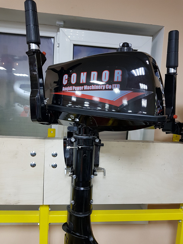 Лодочный мотор Condor T5HS без бака 12 л. в Новосибирске