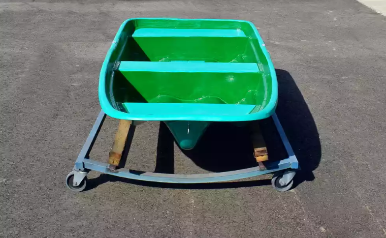 Стеклопластиковая лодка Старт (тримаран) в Новосибирске