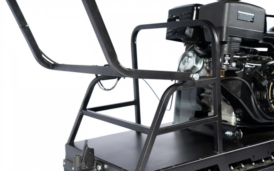 Мотобуксировщик БУРЛАК-M2 LFK 20 л.с. э/с Промысловик в Новосибирске