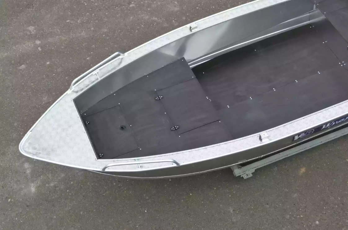 Алюминиевая лодка  Wyatboat-430М FISH в Новосибирске