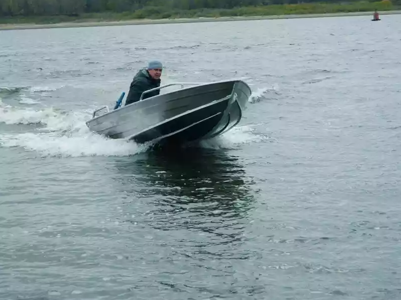 Алюминиевая лодка Wyatboat-390 M в Новосибирске