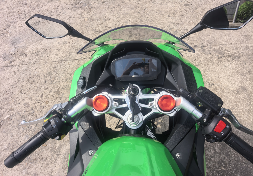 Мотоцикл TMBK Ninja 400cc в Новосибирске