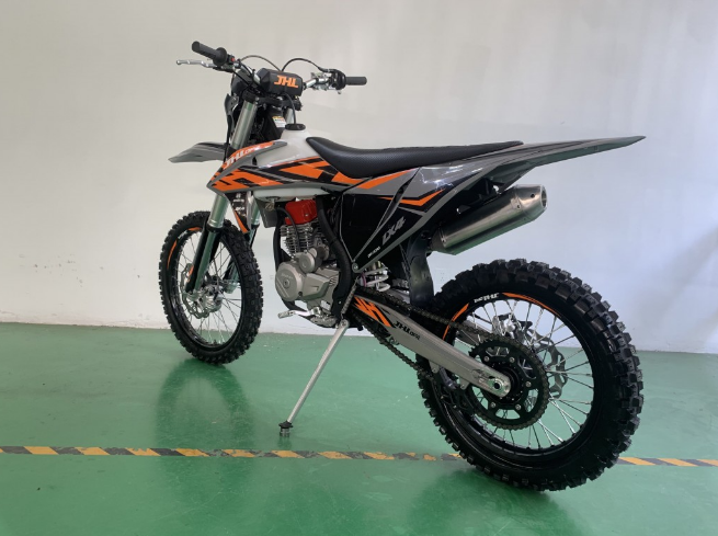 Мотоцикл JHLMOTO JHL LX4 CB300RL (175FMN) в Новосибирске