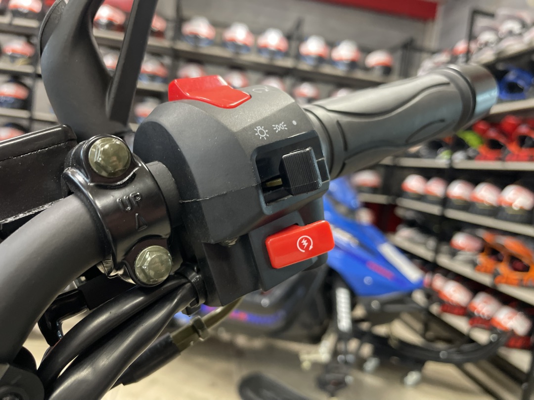 Мопед PROMAX CB150R (49) в Новосибирске