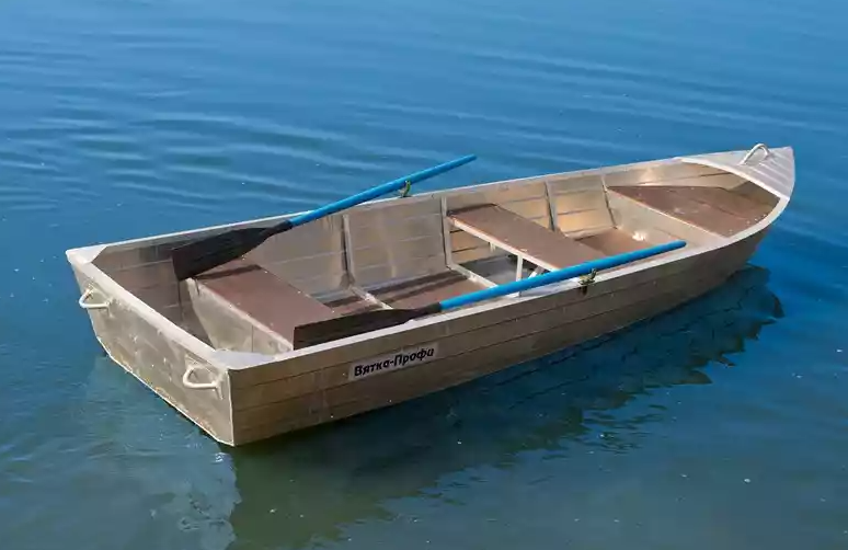 Алюминиевая лодка Вятка-Профи 32 в Новосибирске