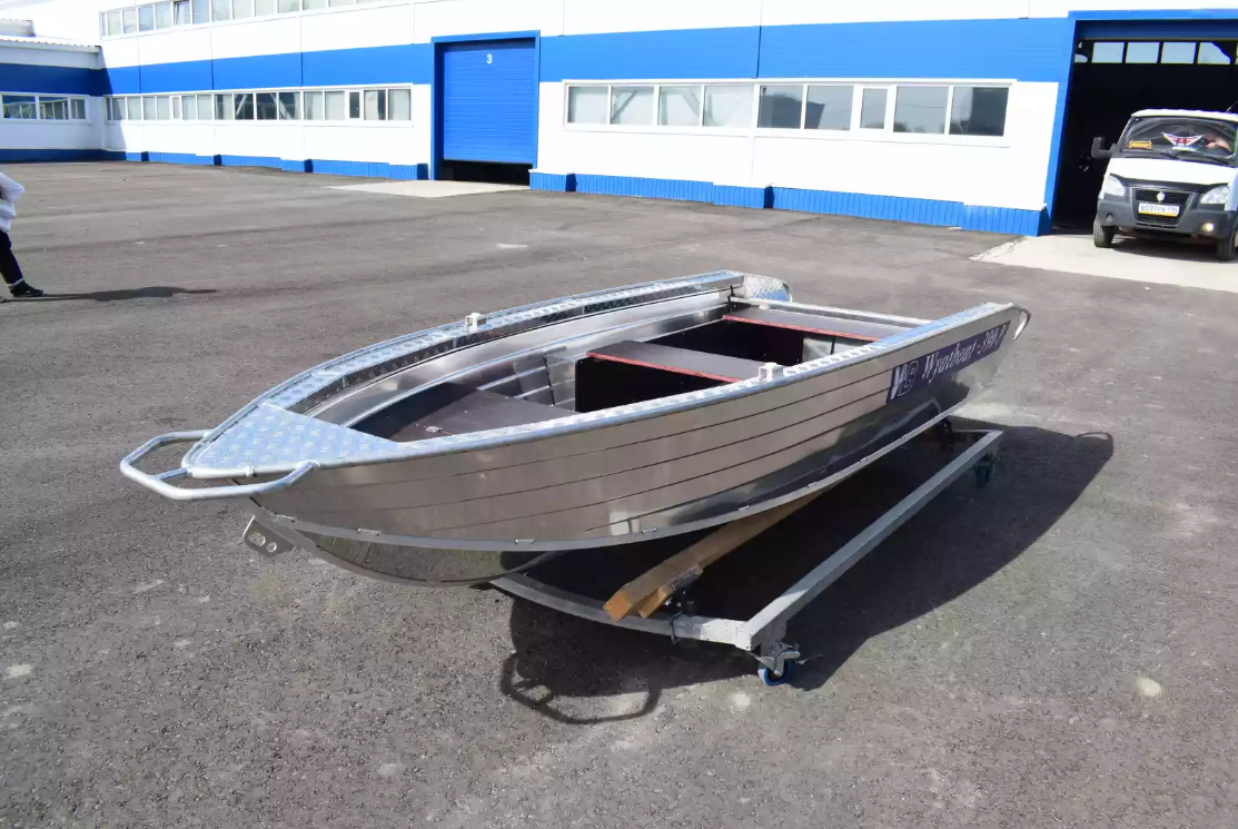 Алюминиевая лодка Wyatboat-390 P в Новосибирске