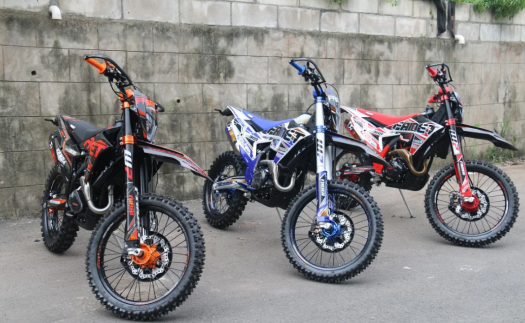 Кроссовый мотоцикл FAIDET CB300RL MAX WP в Новосибирске