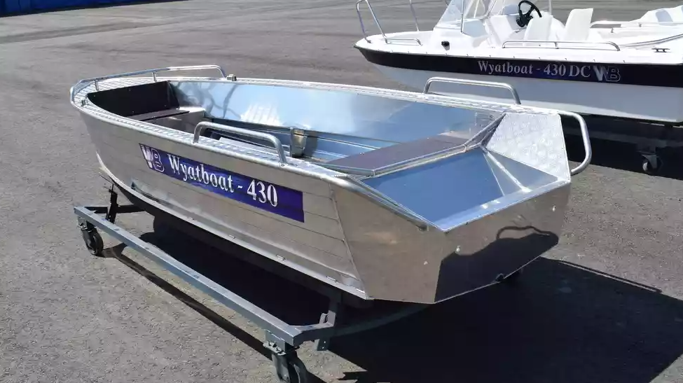Алюминиевая лодка  Wyatboat-430М в Новосибирске