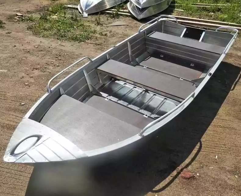 Алюминиевая лодка Вятка-Профи 37 в Новосибирске