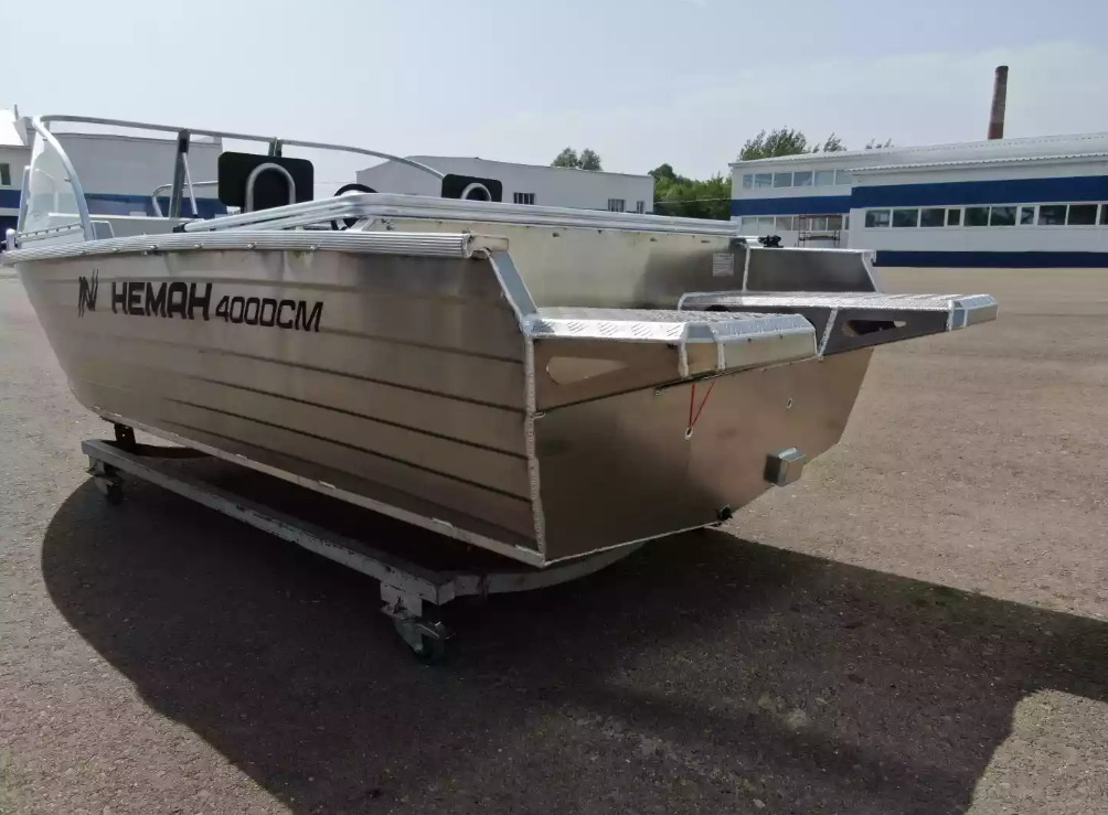 Алюминиевая лодка  Неман-400 DCM NEW в Новосибирске
