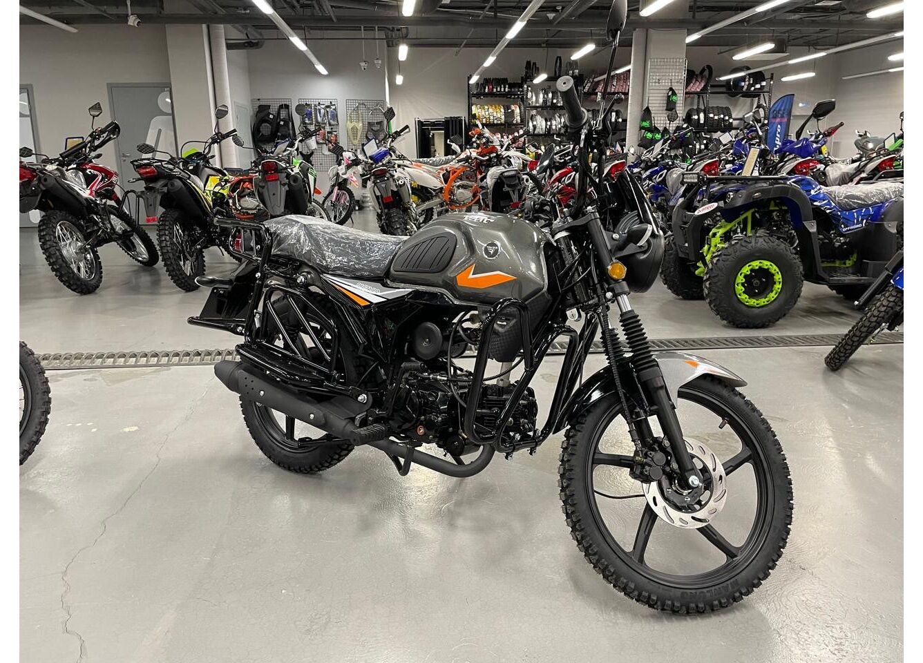 Мопед VMC NOVA 49сс (125сс) Led Full, дисковый тормоз, RKB RATO с баланс. валом, сигнализация в Новосибирске