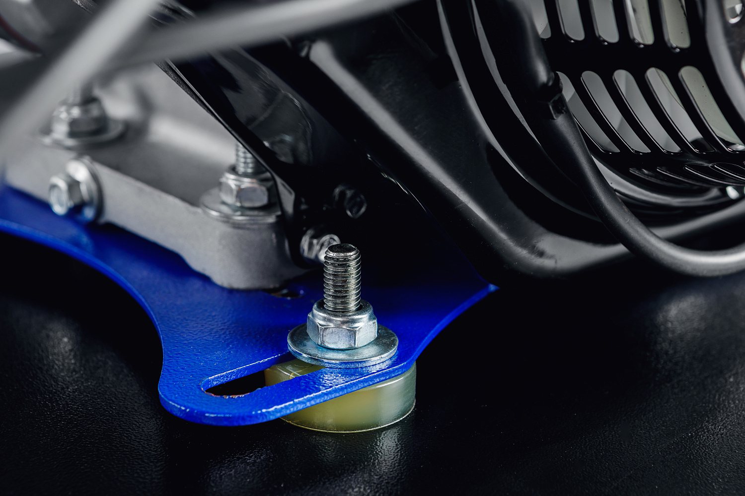 МОТОБУКСИРОВЩИК IKUDZO LONG 2.0 1700/500 EKR19 в Новосибирске