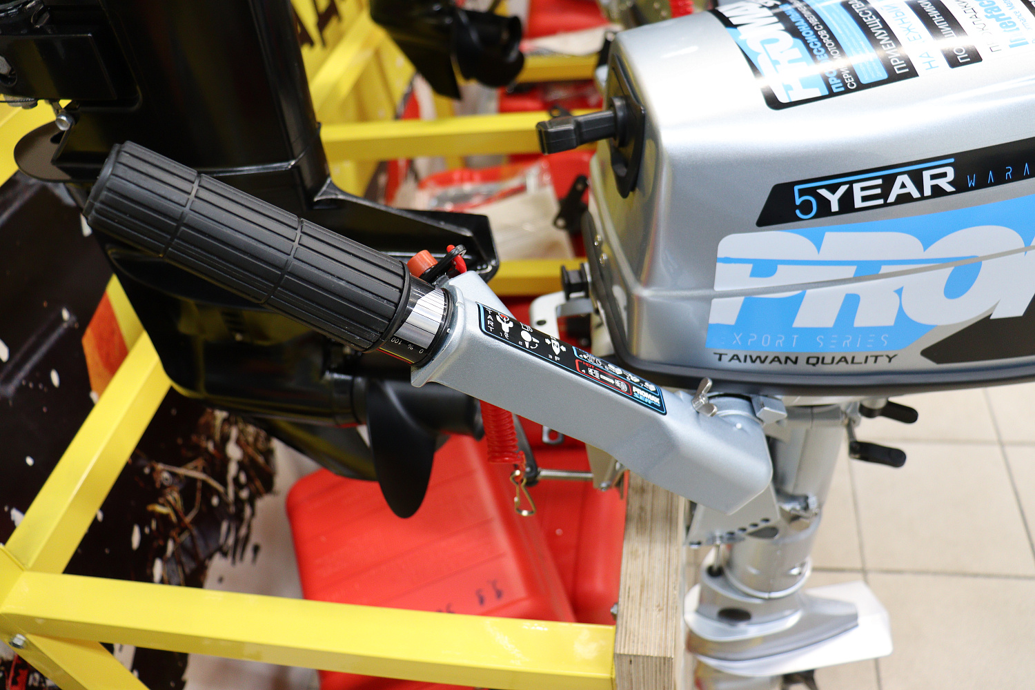 Лодочный мотор PROMAX SP5FHS (внешний бак 12 л) в Новосибирске