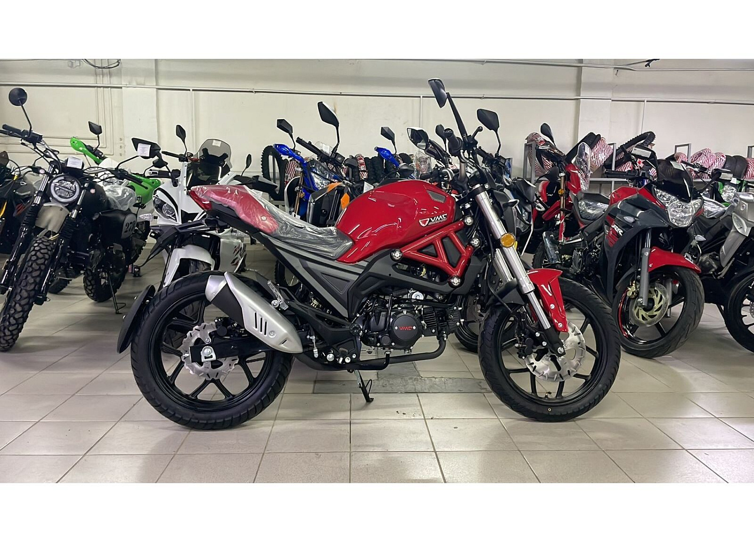 Мотоцикл VMC Monster - 250сс (replica Ducati Monster), дисковый тормоз, баланс. вал. в Новосибирске