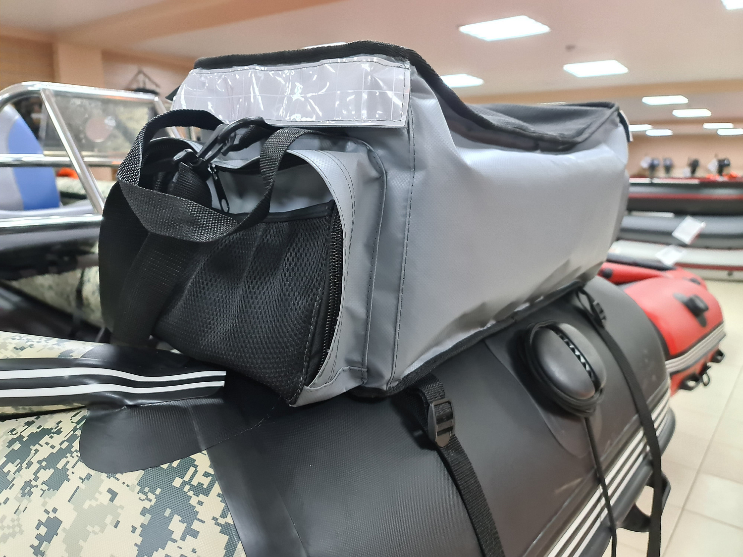 СУМКА ЛЮКС НА БАЛЛОН ДЛЯ ЛОДОК ПВХ 50Х25Х25 СМ в Новосибирске