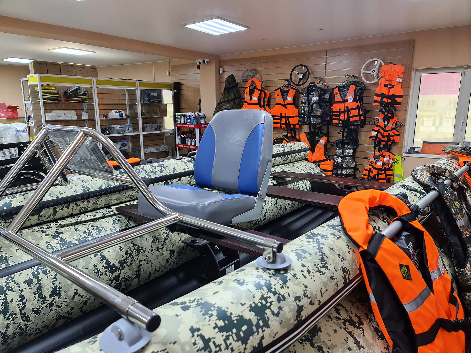 КРЕСЛО МЯГКОЕ РАСКЛАДНОЕ С ПОВОРОТНЫМ МЕХАНИЗМОМ ДЛЯ ЛОДОК в Новосибирске