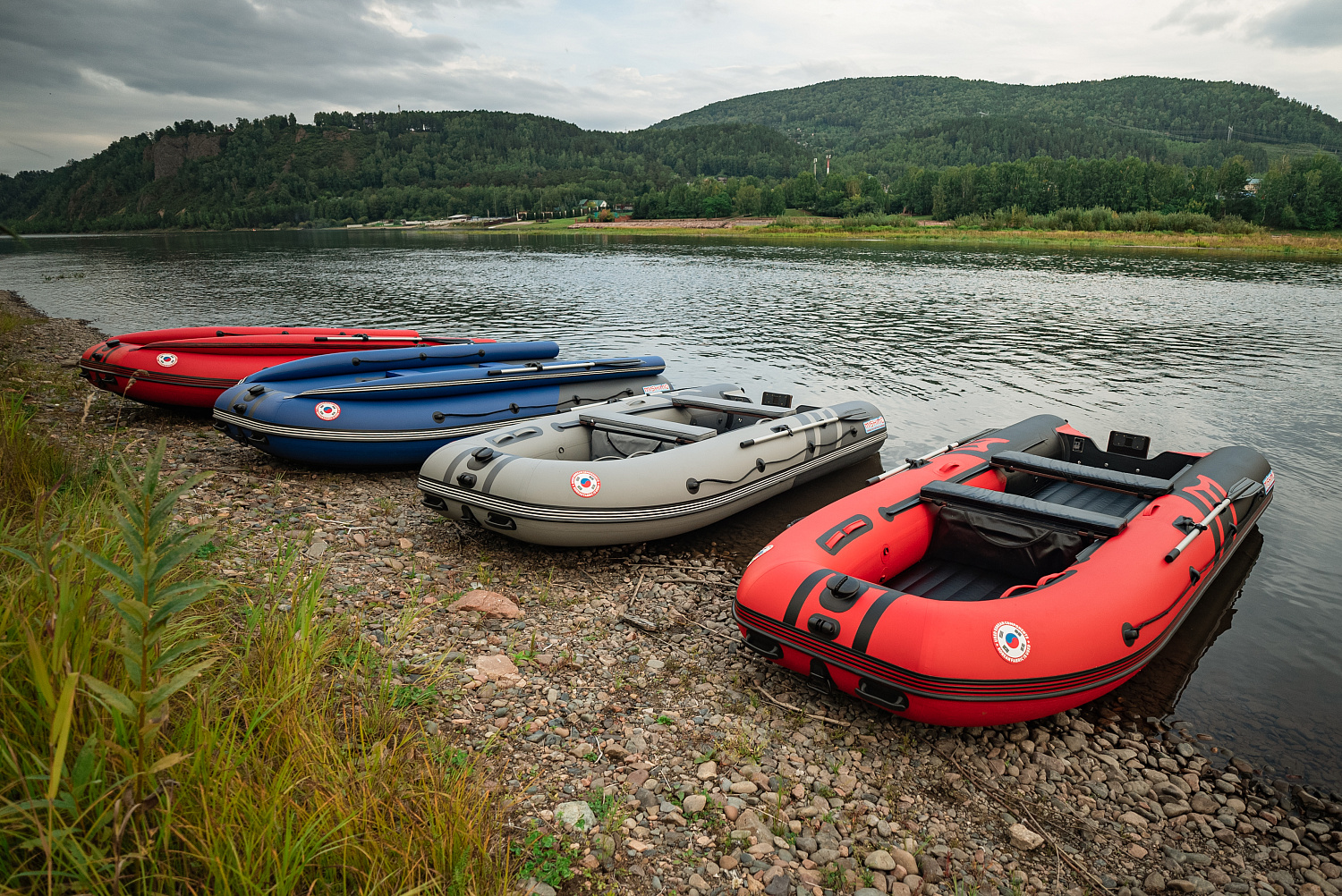 Лодка MISHIMO RIVER FJET PRO 410  под водомет в Новосибирске