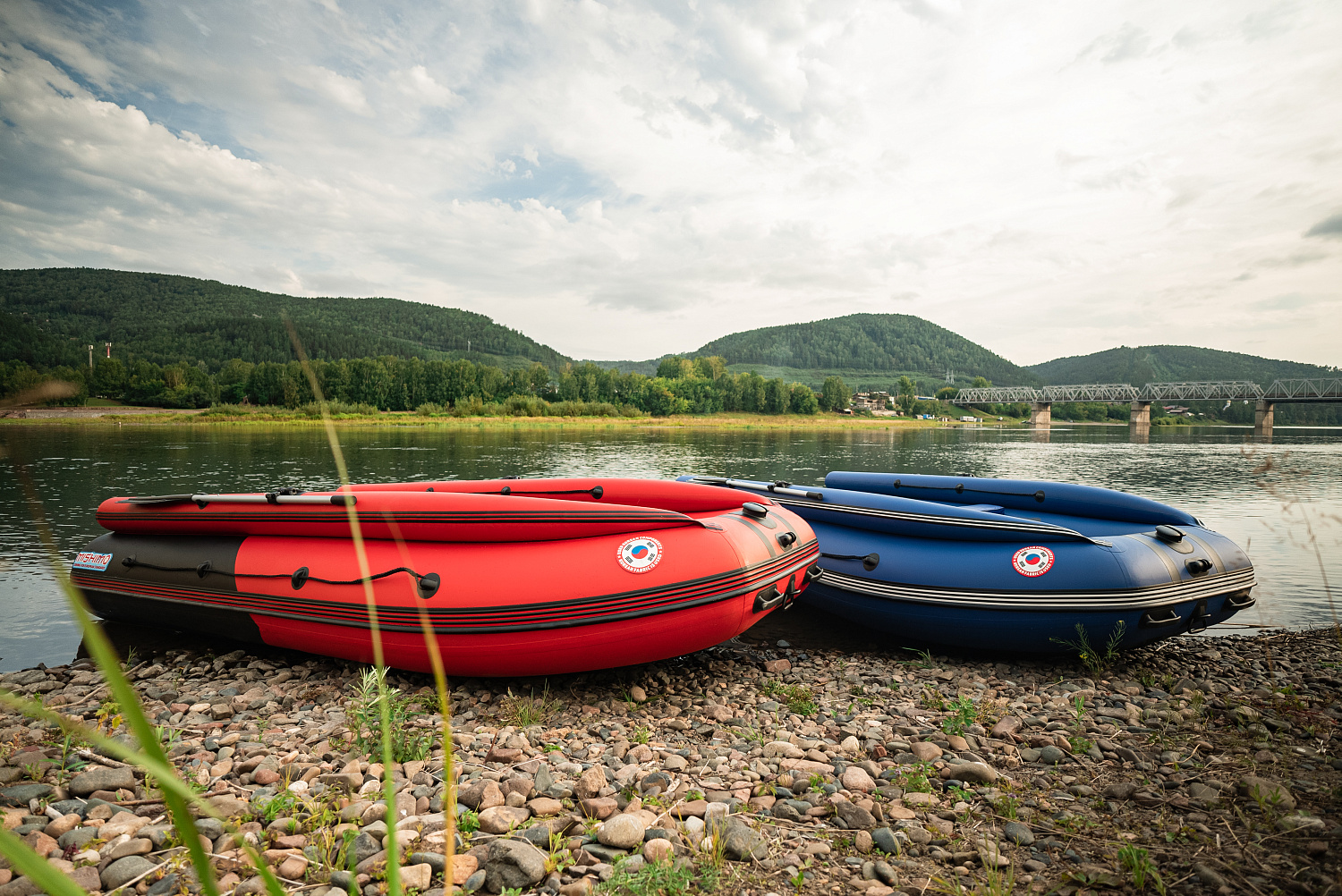 Лодка MISHIMO RIVER FJET PRO 410  под водомет в Новосибирске