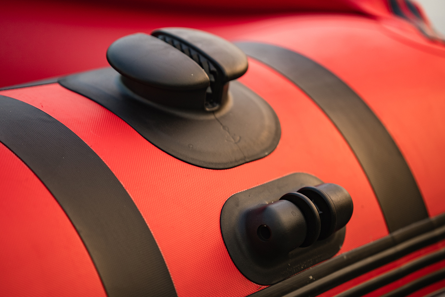 Лодка MISHIMO RIVER FJET PRO 410  под водомет в Новосибирске