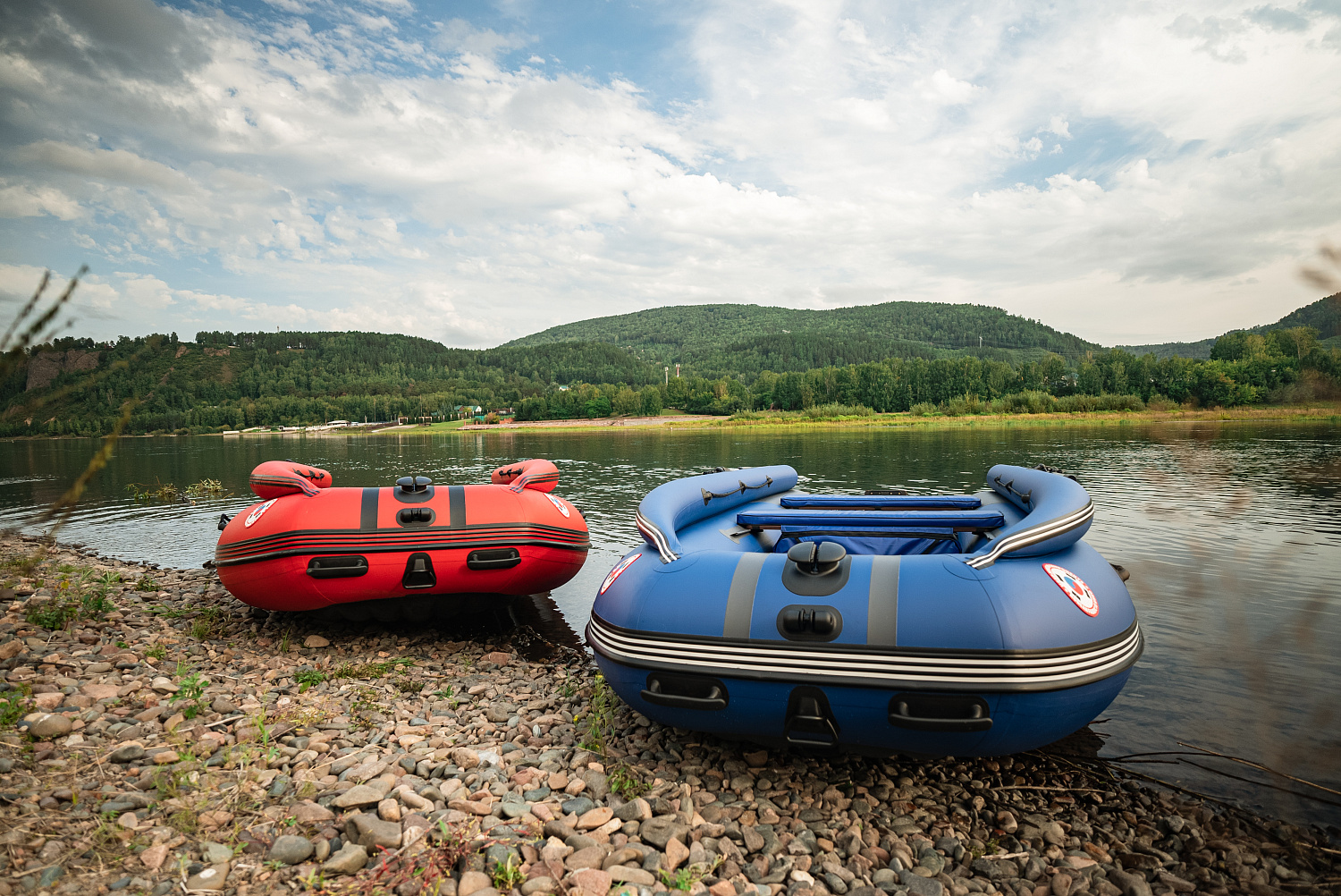 Лодка MISHIMO RIVER FJET PRO 410  под водомет в Новосибирске