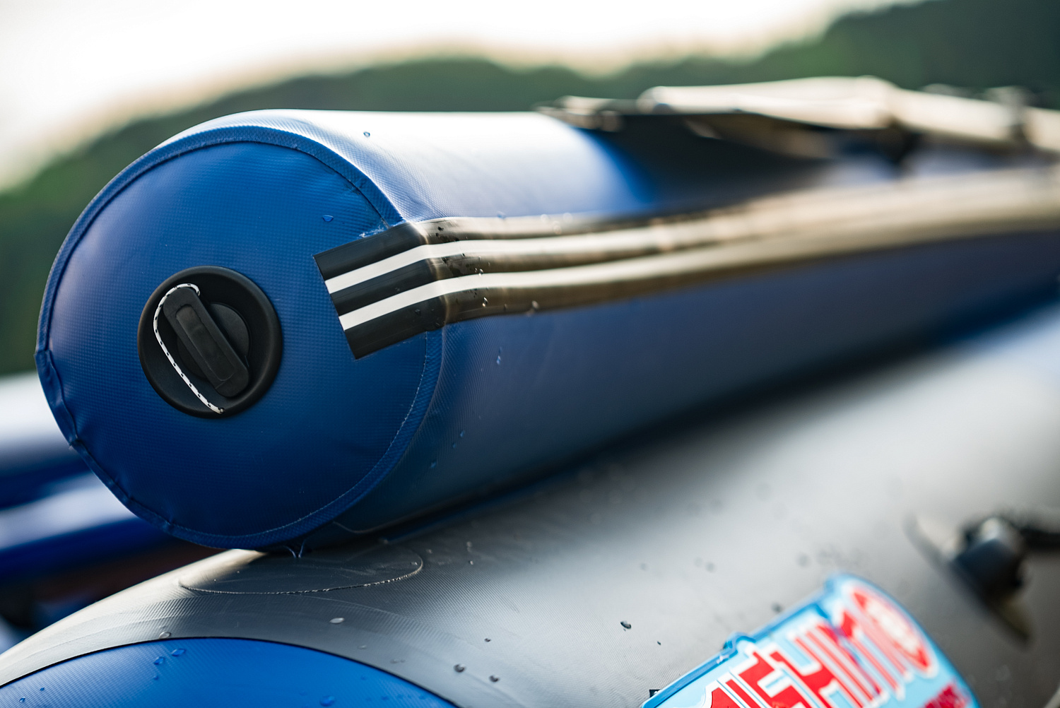 Лодка MISHIMO RIVER FJET PRO 410  под водомет в Новосибирске