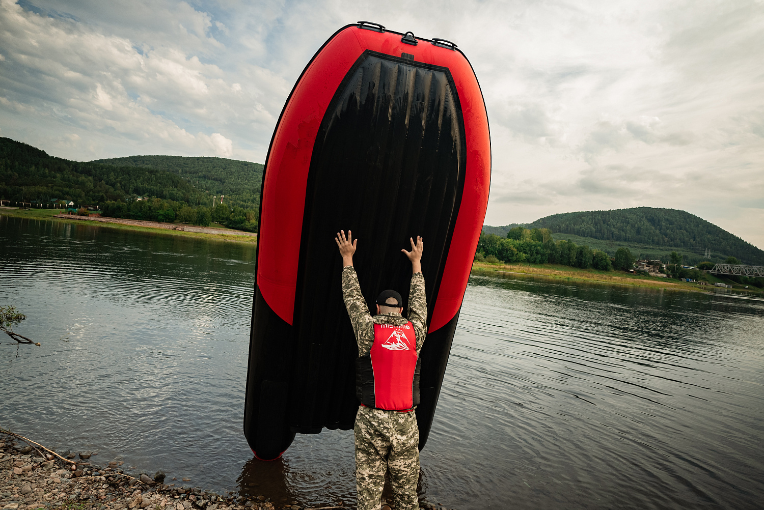 Лодка MISHIMO RIVER FJET PRO 410  под водомет в Новосибирске