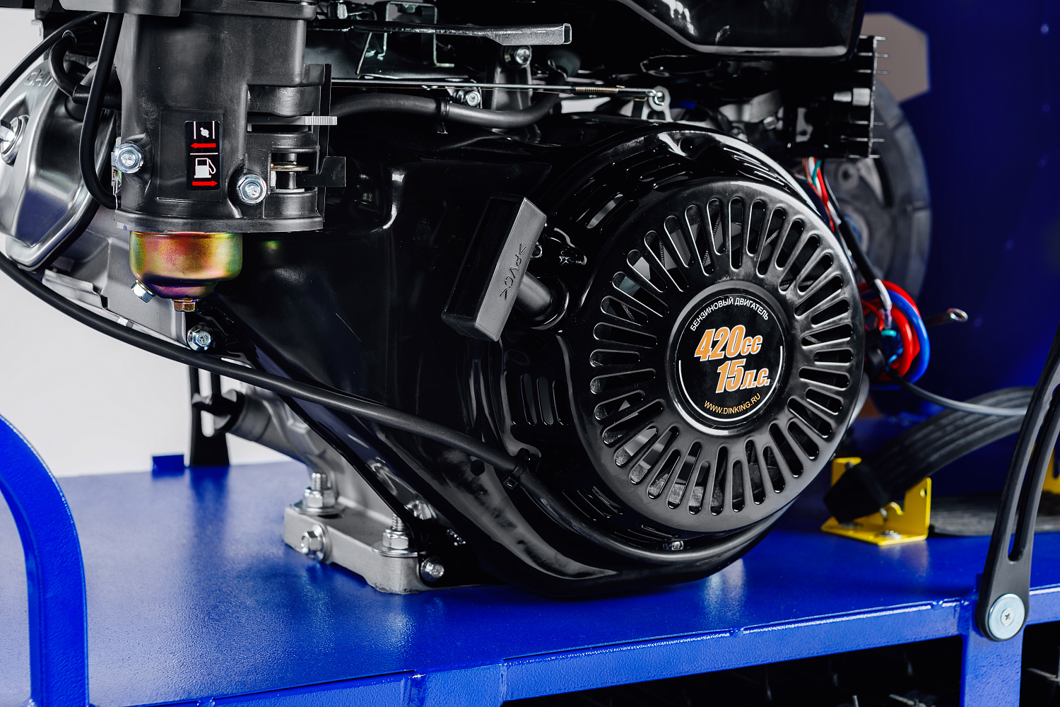 МОТОБУКСИРОВЩИК SNOW DOG 15 л.с. в Новосибирске