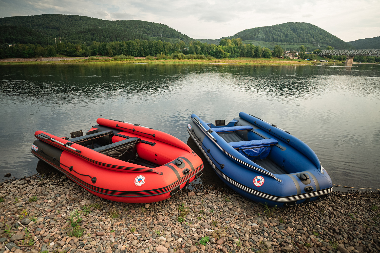 Лодка MISHIMO RIVER FJET PRO 410  под водомет в Новосибирске